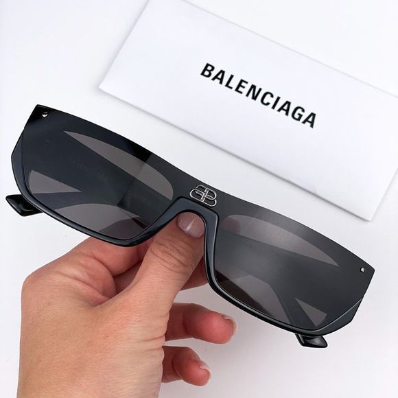 Balenciaga BB0080S 001 Sunglasses Black Grey Rectangular Square Unisex - Picture 1 of 12